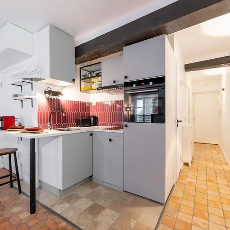 Bright Modern Vintage Renovated Flat In Le Marais Apartmán Paříž